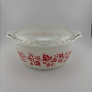 Pyrex Pink Gooseberry 472 Casserole Dish with Lid